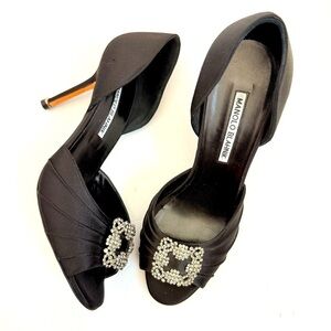 Manolo Blahnik Black Satin Cassiado Crystal buckle Peep Toe Pumps EU 38.5